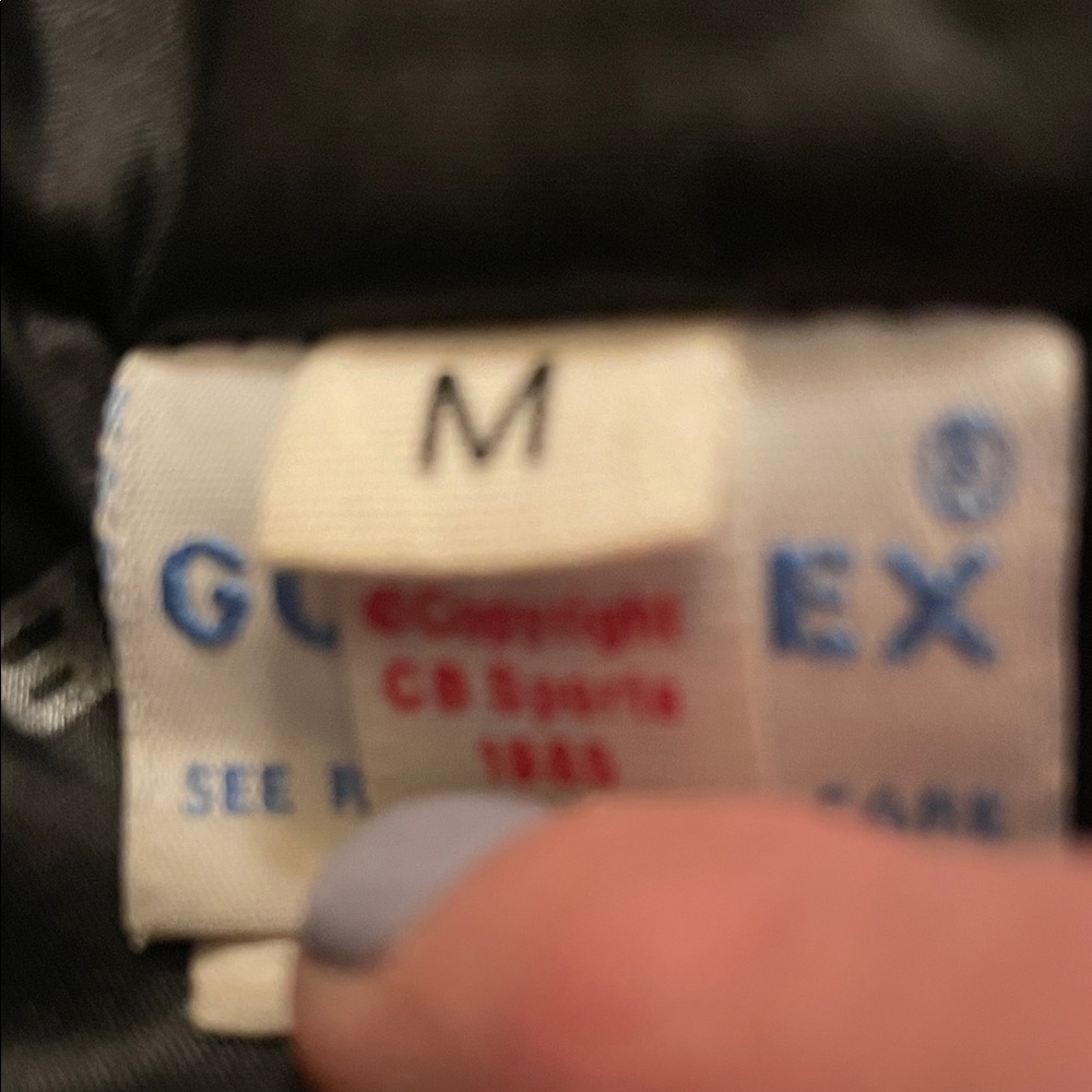 Women's Red and Black Ski Jacket - Picture 6 of 7